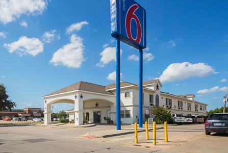 Motel 6 Dallas - Irving DFW Airport South - 0