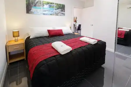 Cardiff Executive Apartments - 52
