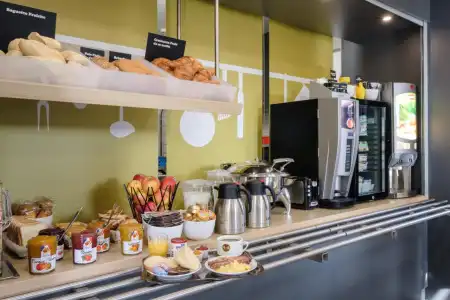 B&B Calais Centre Saint-Pierre - 14