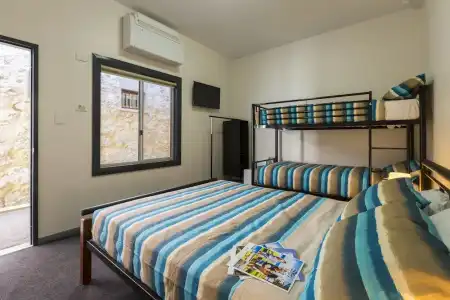 YHA Fremantle Prison - 41