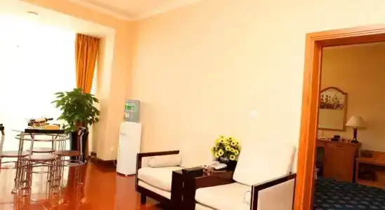 Fangzhou - 4