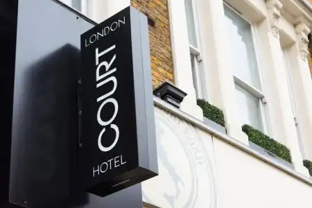 London Court - 0