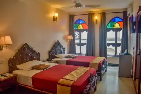 Tembo Palace - 4