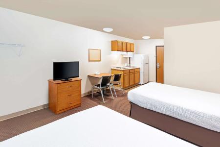 WoodSpring Suites Sioux Falls - 22