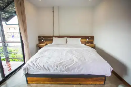 The Arak Bed Bar and Hostel - 65