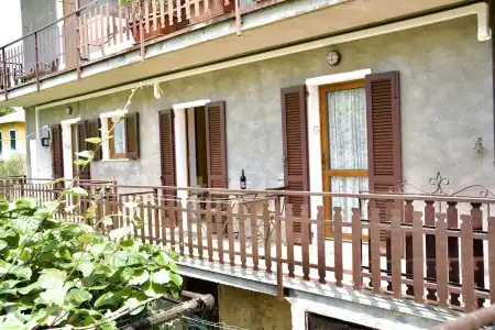 Diffuso Il Portichetto sulla collina a Vezio Perledo - 258