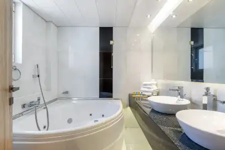 Oasis Apartments - 64