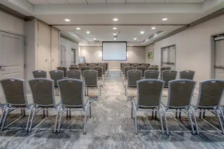 Hilton Garden Inn Durham Southpoint - 40
