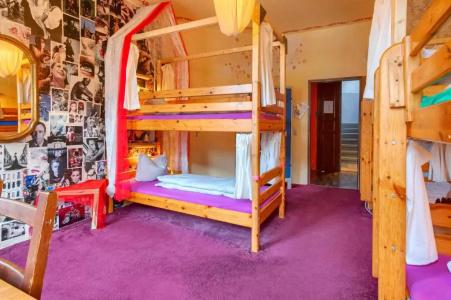 Lollis Homestay - Hostel - 59