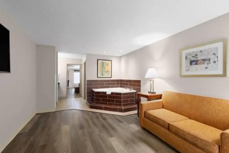 Baymont by Wyndham Knoxville I-75 - 47