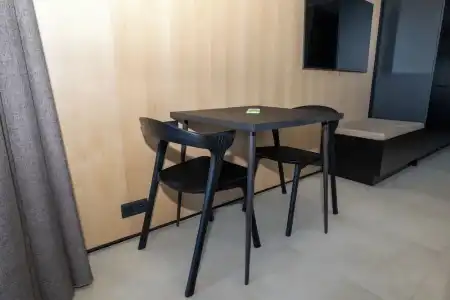 North Mountain View Suites - 17
