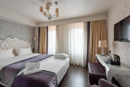 Carnival Palace - Venice Collection - 60