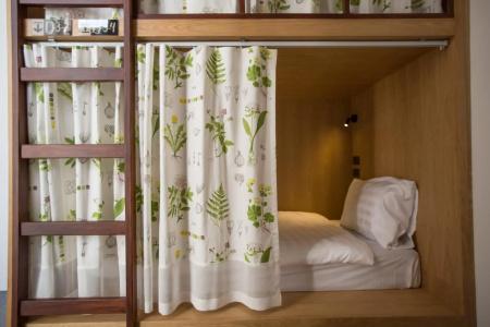 Memmoth Cafe & Hostel in Lampang - 2
