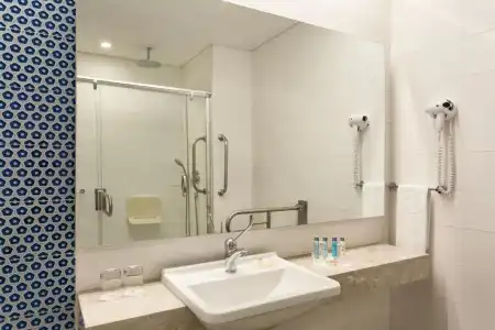 Ramada & Suites by Wyndham Izmir Kemalpasa - 25