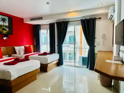 PJ Patong Resortel - 46
