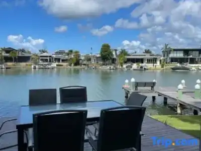 Noosa Entrance Waterfront Resort - 266