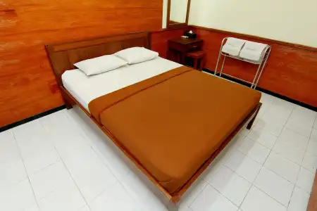 The Soemarsono - 48