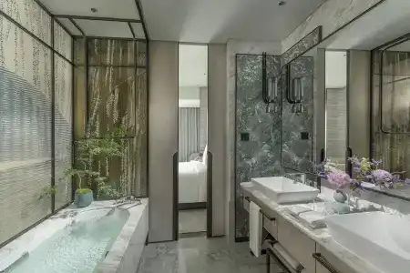 Four Seasons At Centre - 65