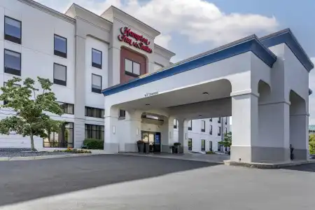 Hampton Inn & Suites Louisville East - 31