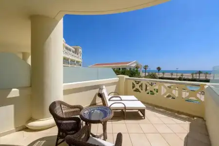 Las Arenas Balneario Resort - 7