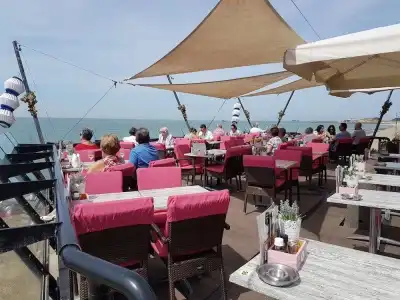 Beachfront Boutiquehotel - 11