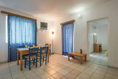 Koukounaria & Suites - 17