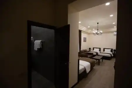 Boutique Living - 38