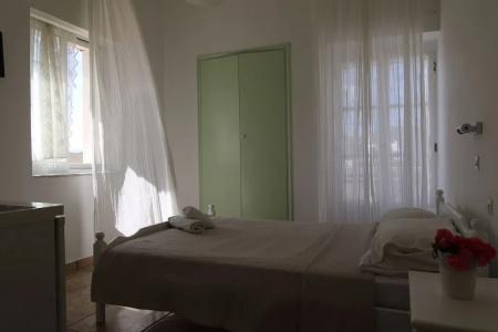 Armadoros / Ios Backpackers - 46