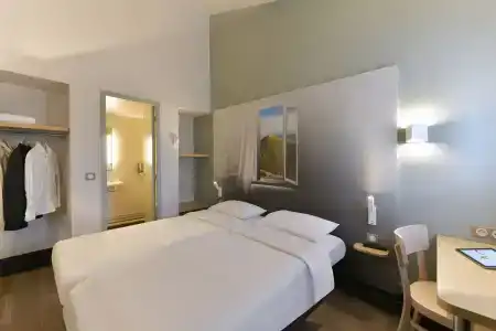 B&B Clermont-Ferrand Le Brézet Aéroport - 5