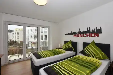 Boardinghouse Henschelstraße - 39