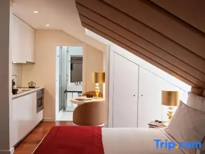 The 7, Suites, Studios & Apartments - 81