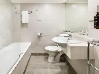 Mercure Manchester Piccadilly - 10