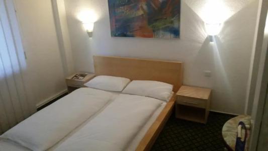 Hotelgarni Frankfurt - 26