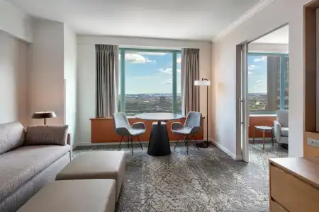 Sheraton Boston, a Marriott - 77