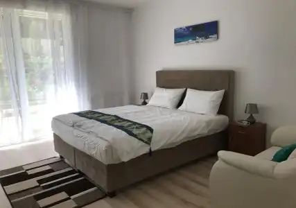 Corvin Rose Apartment - 3