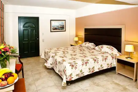 Pilot's Villas Luxury Suites - 2
