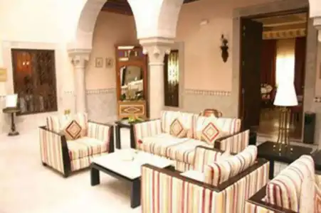Borj Dhiafa - 4