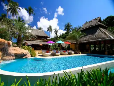 Tinkerbell Resort @ - 12