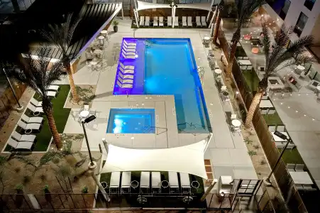 Home2 Suites by Hilton Las Vegas Convention Center - 13