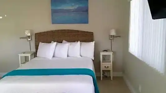 OceanSide Boutique - Hollywood - 43