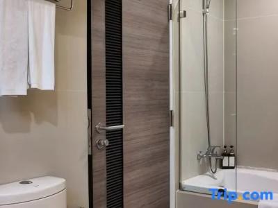 iCheck inn Residences Sukhumvit 20 - 74
