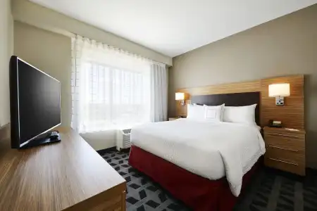 TownePlace Suites by Marriott Venice - 25