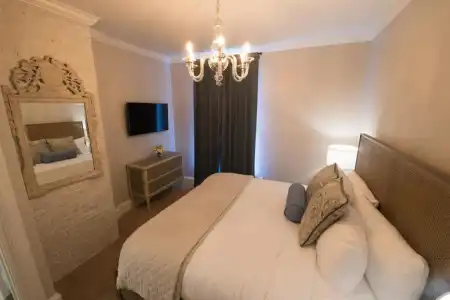 Serenity Inn Newport - 107