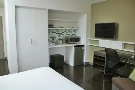 Element Miami Doral - 30