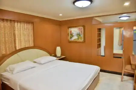 The Kaze 34 and Serviced Residence - 96