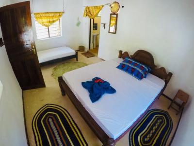 Evergreen Bungalows - 3
