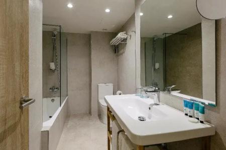 Leonardo Royal Ibiza Santa Eulalia - 14