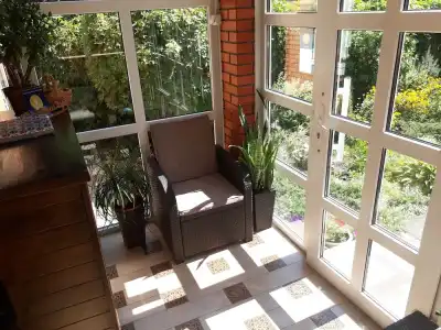 Mini-Glove House - 23