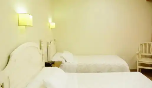 Hostal Toledo - 90