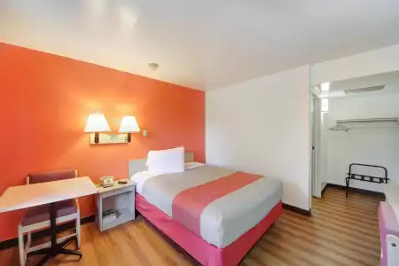Motel 6 Wichita, KS - 6